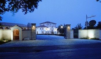 Hotel Villa Dei Carpini Oderzo Exterior photo