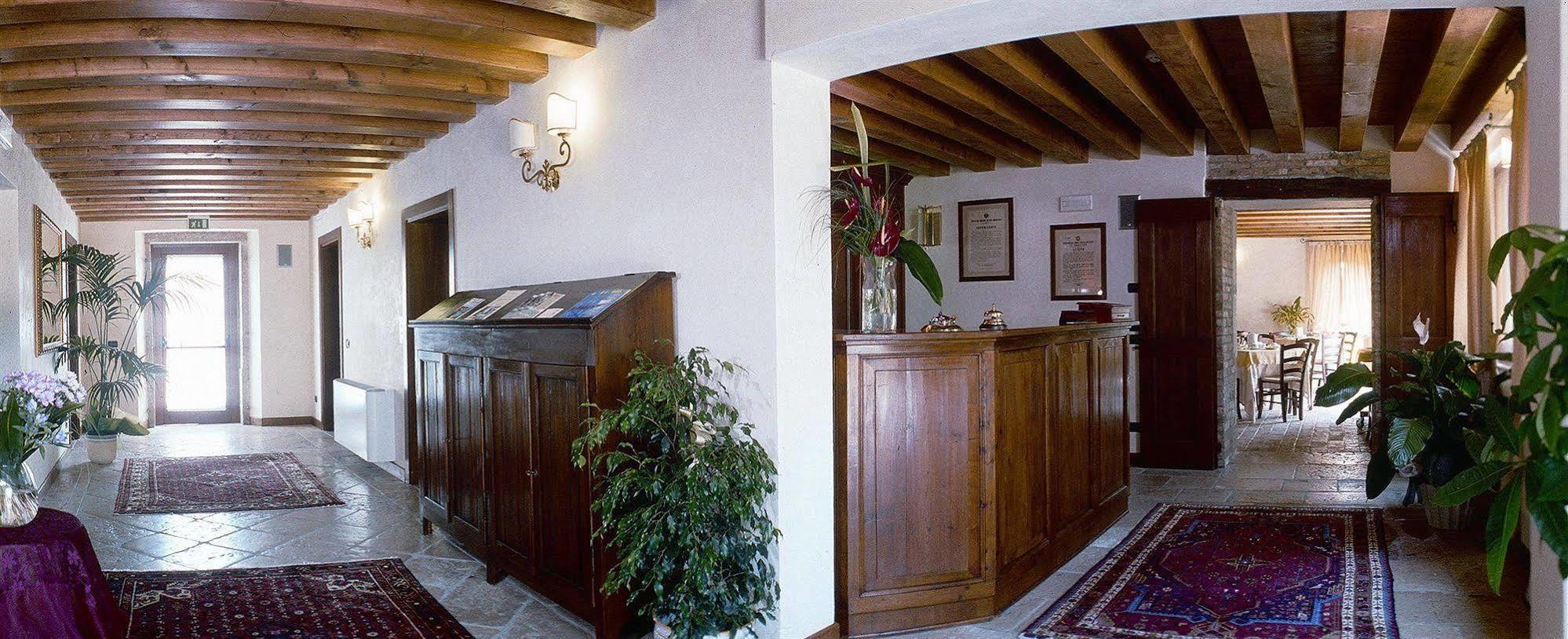 Hotel Villa Dei Carpini Oderzo Exterior photo